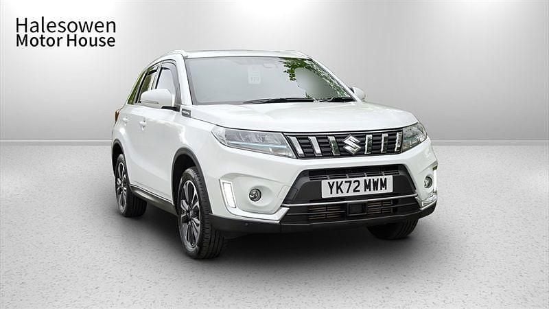 White Used 2022 Suzuki Vitara SZ5 SUV | £20,500 (Expensive) - Image 1/4