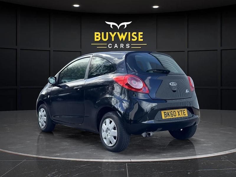 Używany Ford Ka Studio 69 KM (50 kW) 2010 Czarny Hatchback