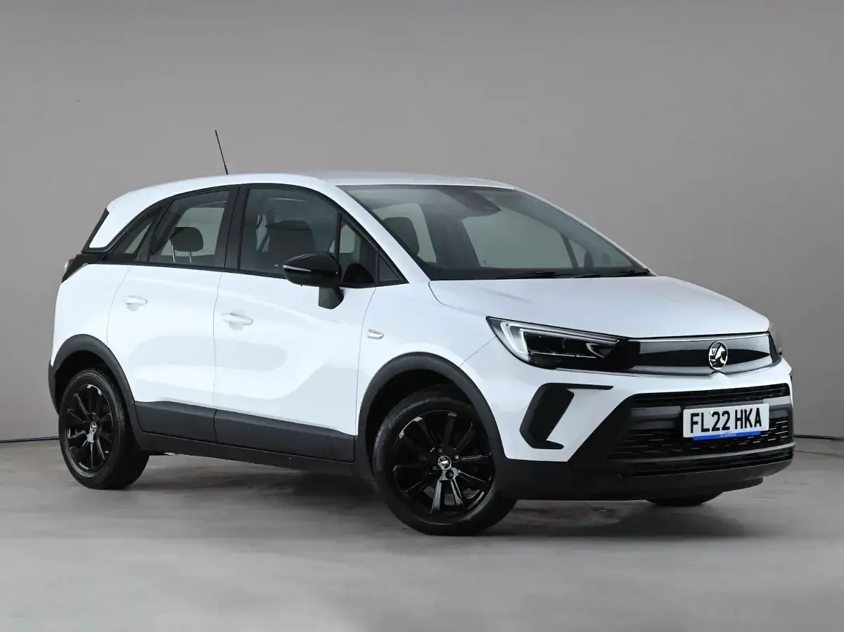 Used Vauxhall Crossland Design Edition 83 HP (61 kW) 2022 SUV