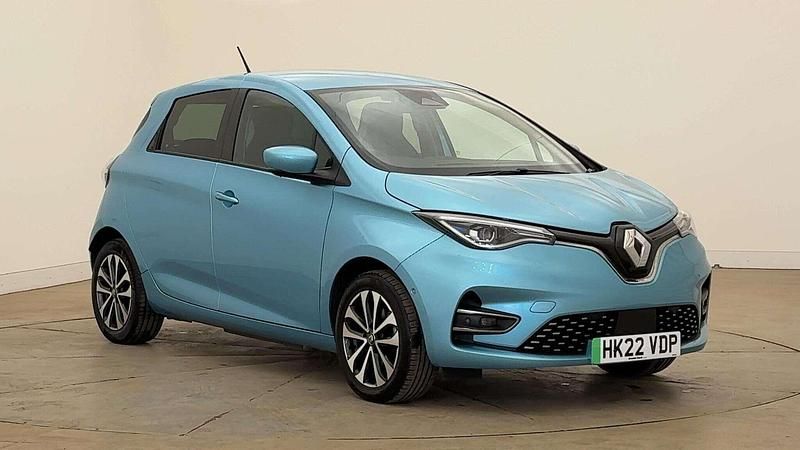 Blue Used 2022 Renault Rapid GT-Line Hatchback | £11,106 (Fair price) - Image 1/1