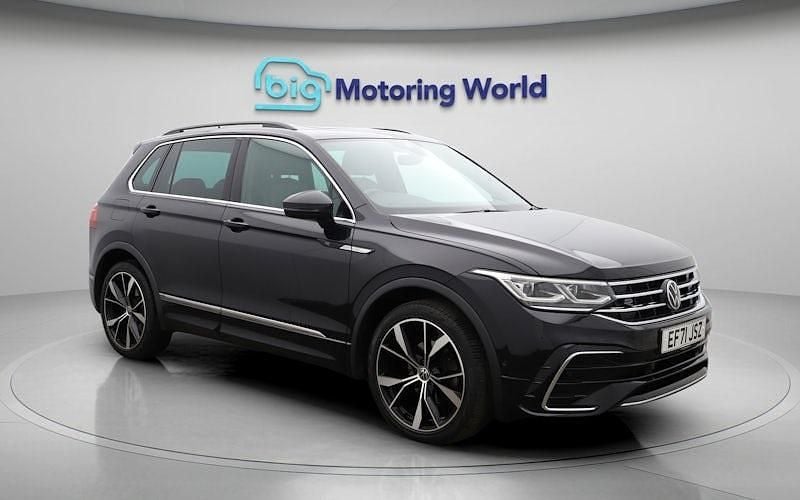 Used VW Tiguan R-line 150 HP (110 kW) 2022 Black SUV