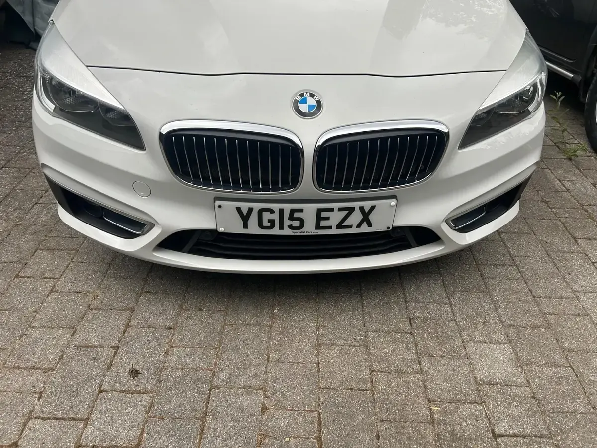 Used BMW 220 Luxury Line 2015 White Hatchback