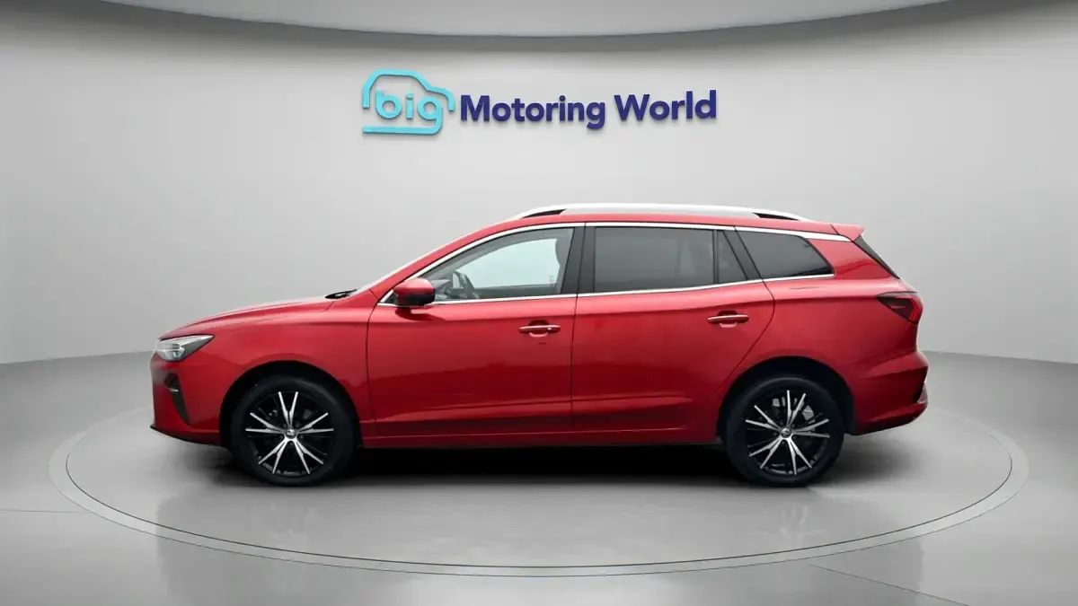 Used MG MG5 EV Trophy 114 kW (156 HP) 2022 Red Estate