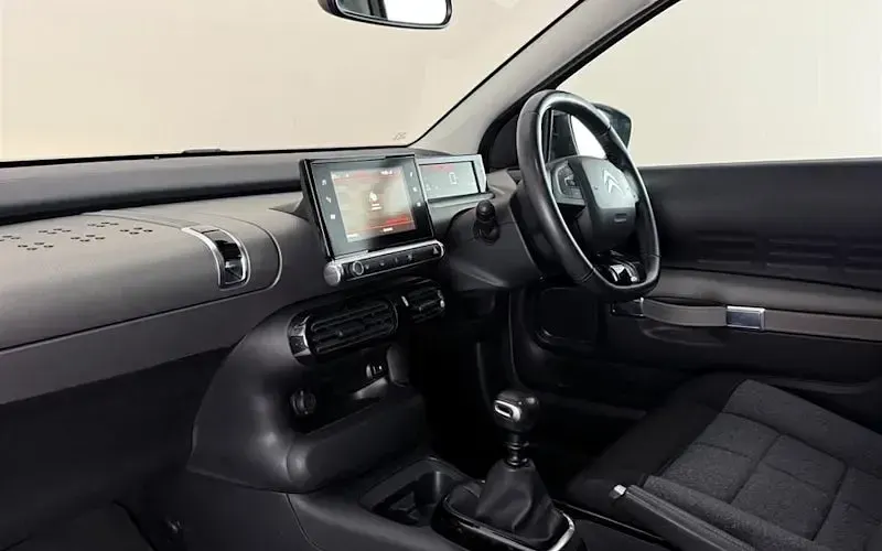 Używany Citroën C4 Cactus Flair 110 KM (80 kW) 2020 Hatchback