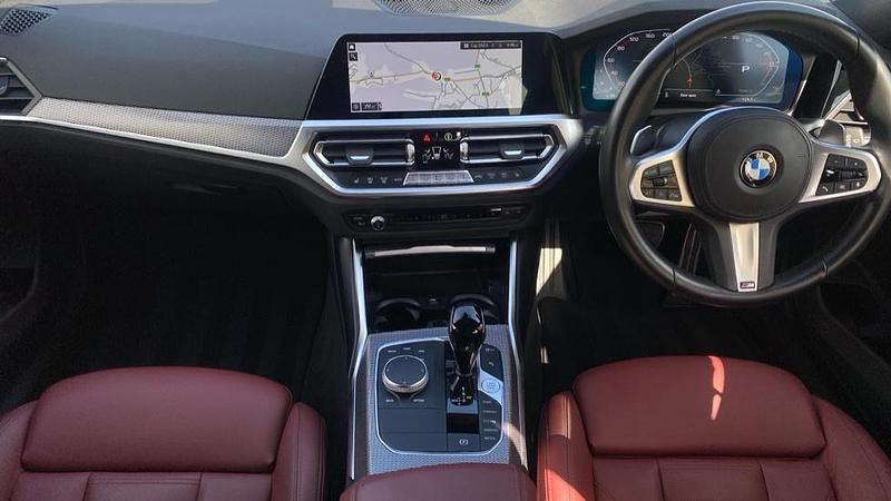 Used BMW 320 M Sport 187 HP (137 kW) 2022 Blue Estate