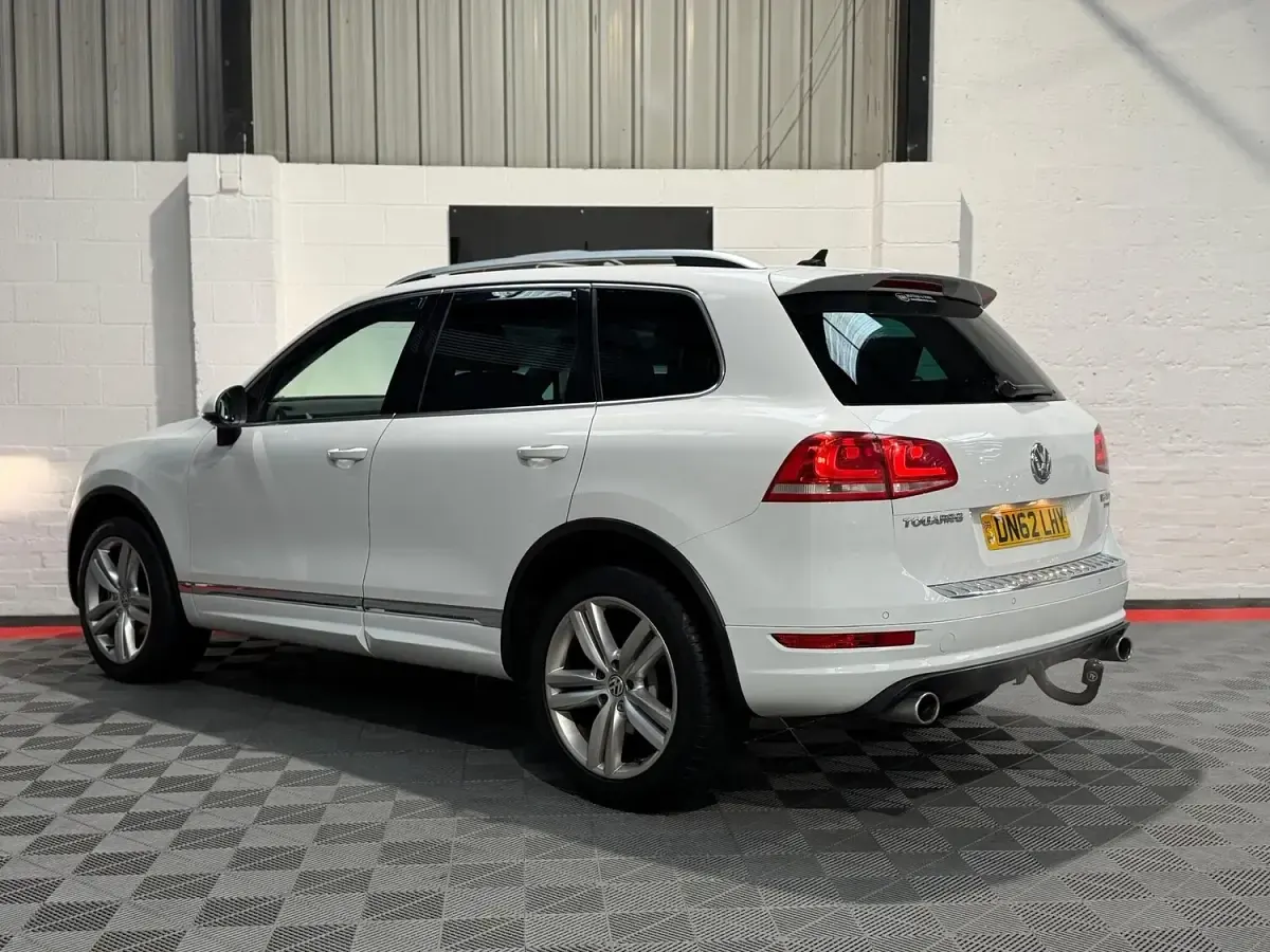 Used VW Touareg 2012 White SUV