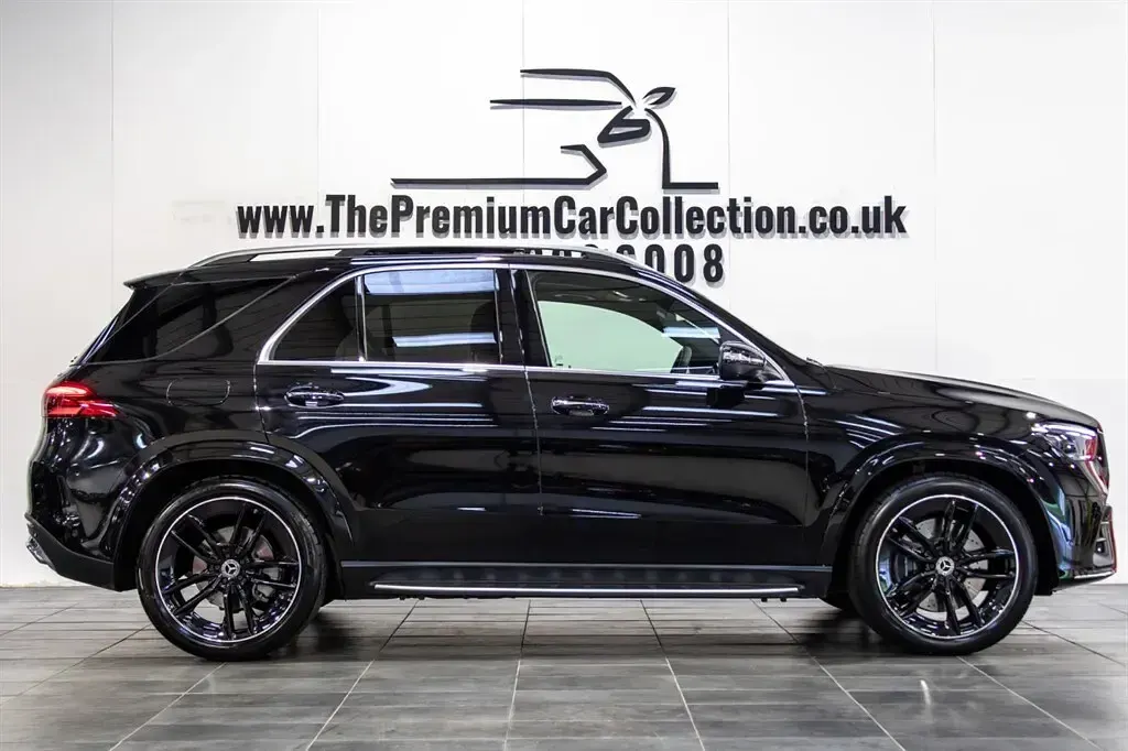 Used Mercedes GLE450 AMG AMG line 2024 Black Estate