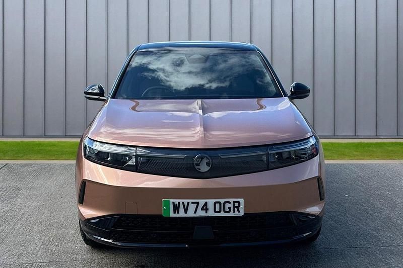 Second-hand Vauxhall Grandland 154 kW (210 CP) 2024 Maro SUV