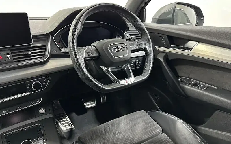 Used Audi Q5 S-Line 252 HP (185 kW) 2018 Grey SUV