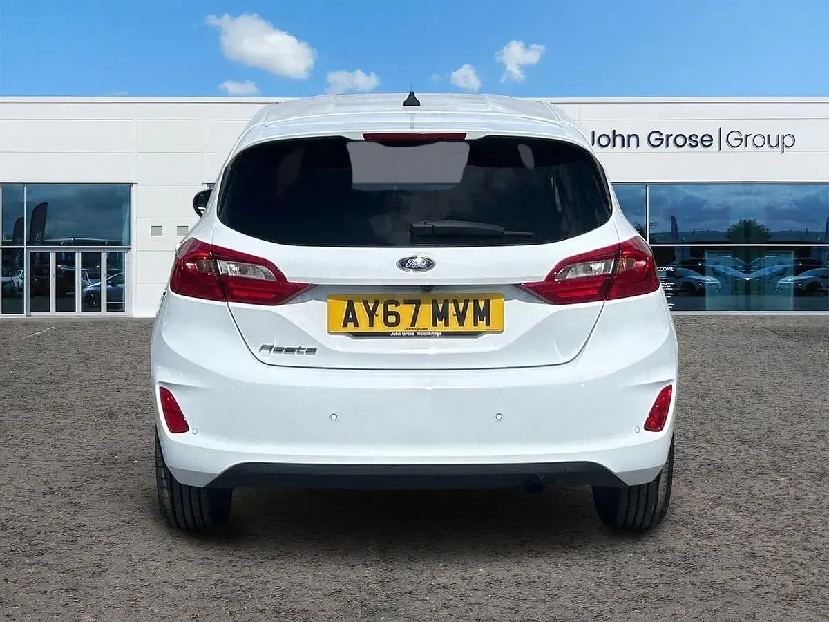 Used Ford Fiesta Titanium 2017 White Hatchback