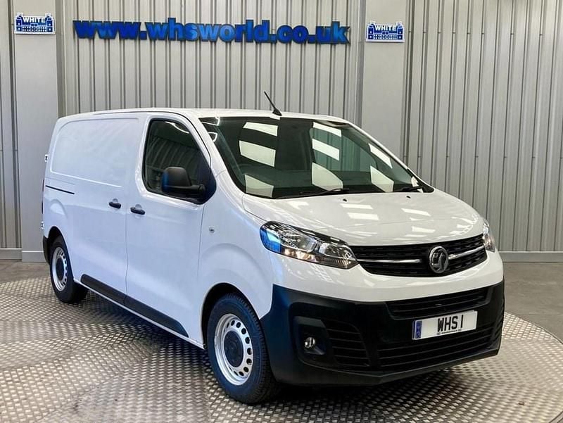 White Used 2020 Vauxhall Vivaro Edition Van | £7,995 (Super price) - Image 1/4