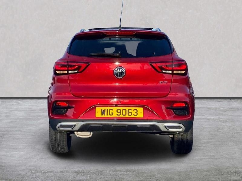 Used MG ZS Exclusive 2023 Red SUV