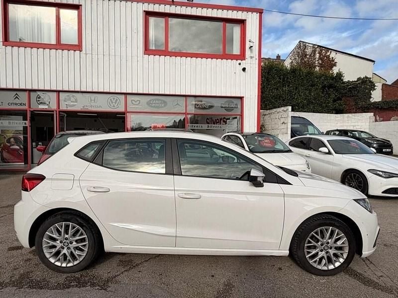 Used Seat Ibiza SE Technology 95 HP (69 kW) 2018 White Hatchback