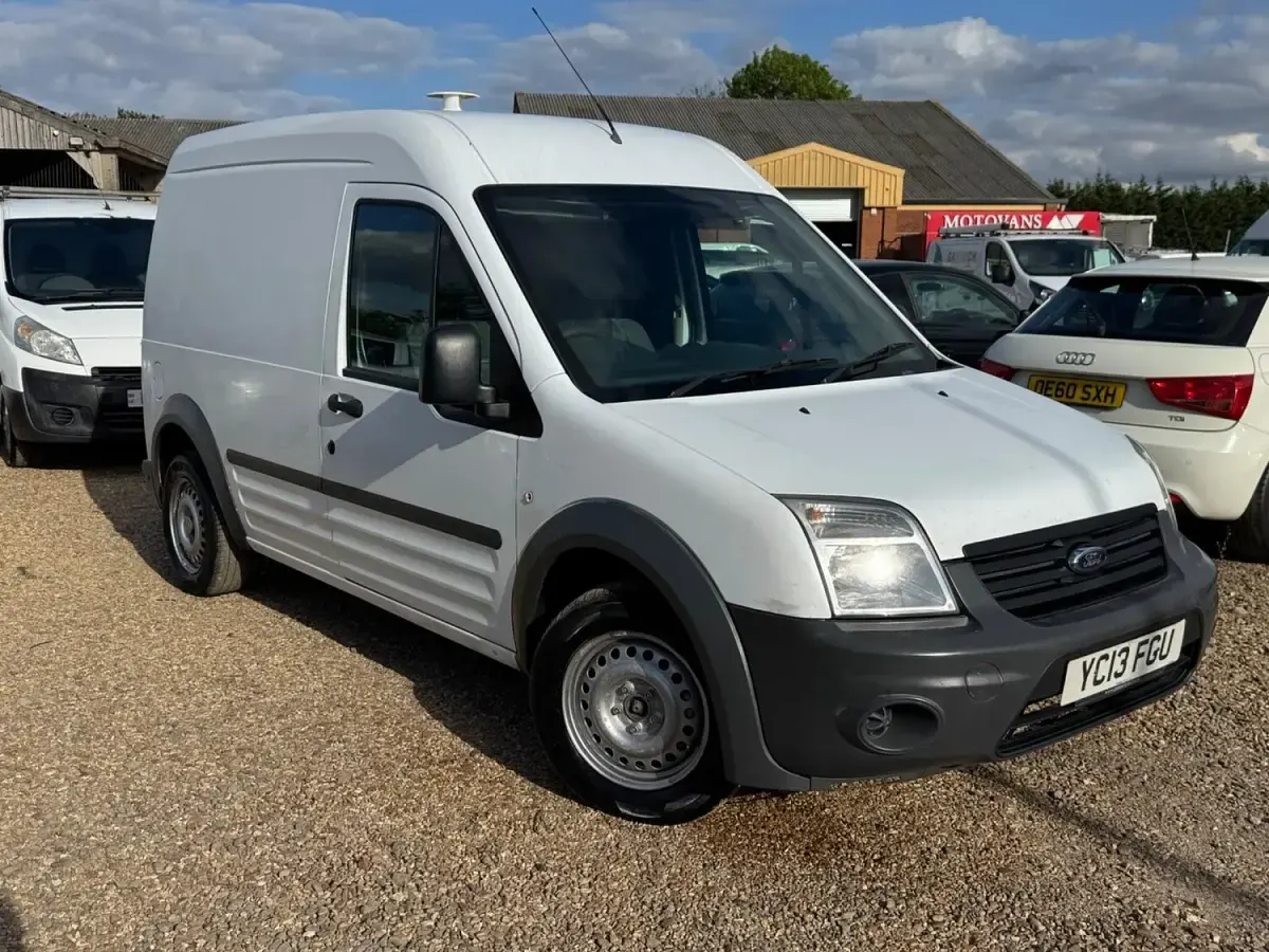 Used Ford Transit Connect 90 HP (66 kW) 2013 White MPV
