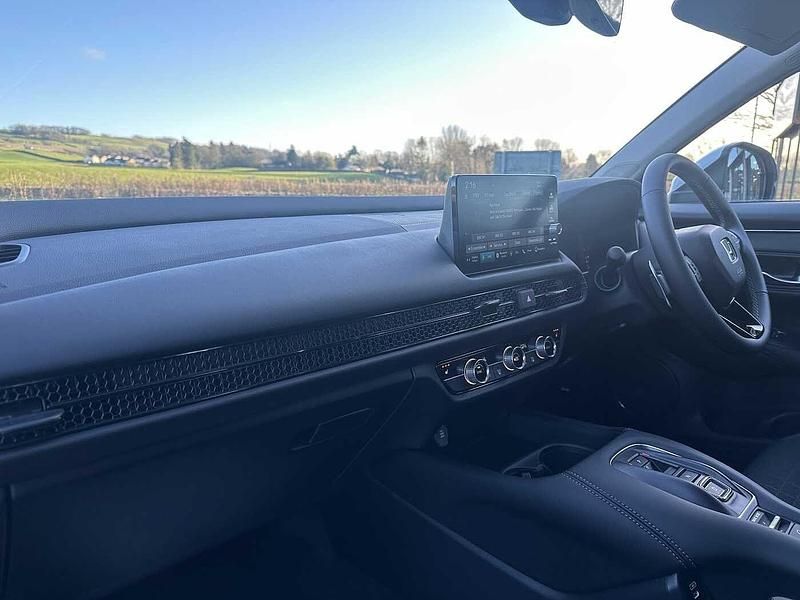 New Honda ZR-V Elegance 184 HP (135 kW) 2025 White SUV