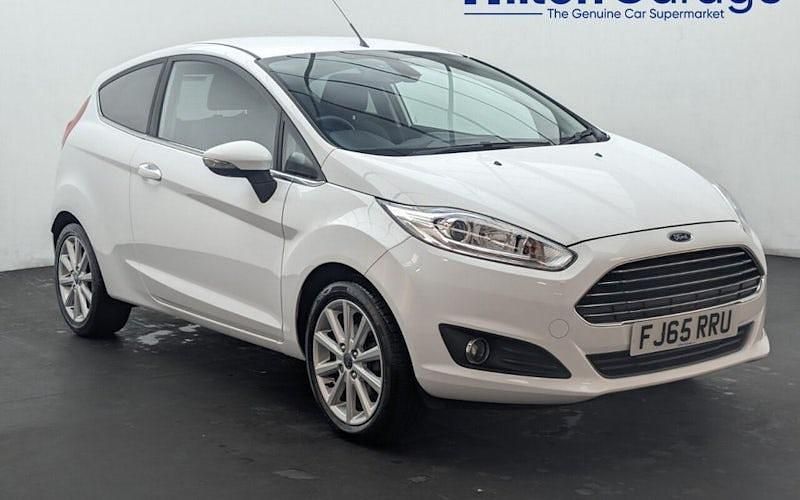 White Used 2015 Ford Fiesta Titanium Hatchback | £9,050 (Fair price) - Image 1/4