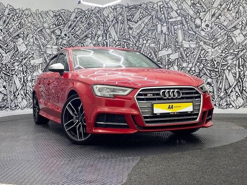 Used Audi S3 Comfort 310 HP (228 kW) 2017 Red Sedan