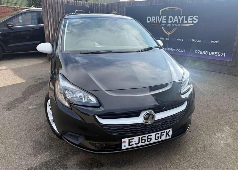 Used Vauxhall Corsa 75 HP (55 kW) 2016 Black Hatchback