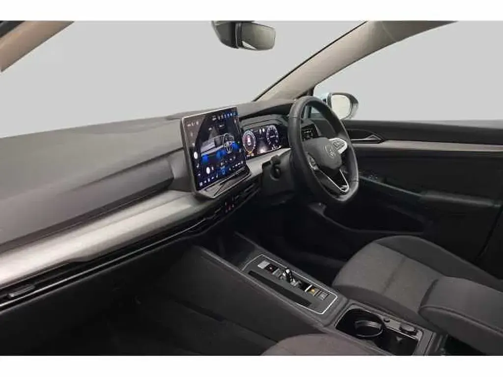 Used VW Golf VIII 204 HP (150 kW) 2025