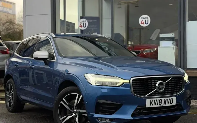 Used Volvo XC60 R-Design 190 HP (139 kW) 2018 SUV