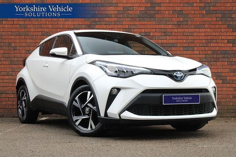 Used Toyota C-HR Design 122 HP (89 kW) 2023 White SUV
