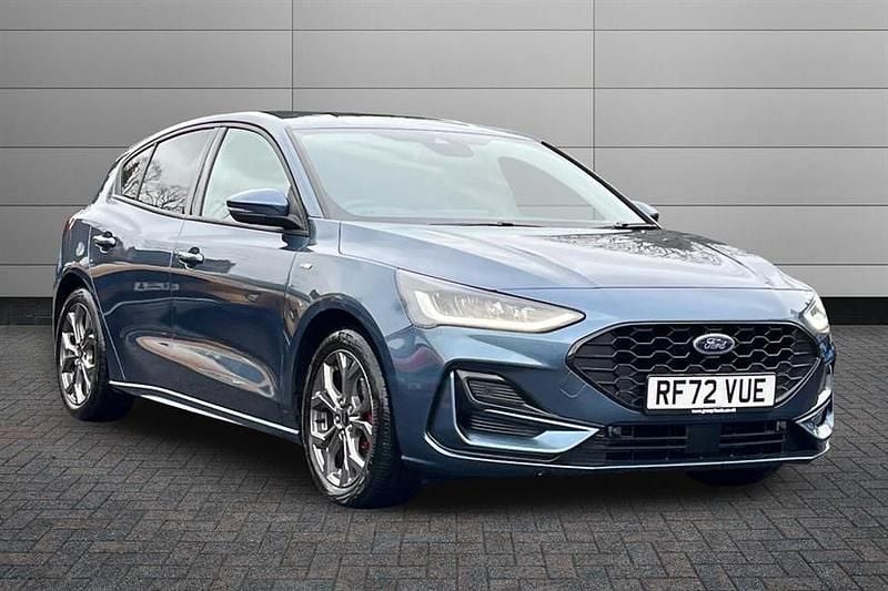 Used Ford Focus ST-Line 155 HP (114 kW) 2023 Blue Hatchback