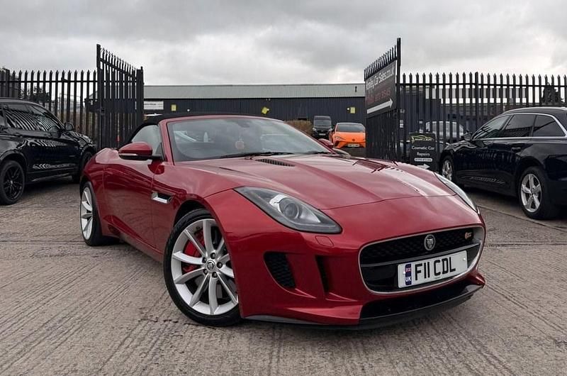 Used Jaguar F-Type Supercharged 380 HP (279 kW) 2013 Red Cabriolet