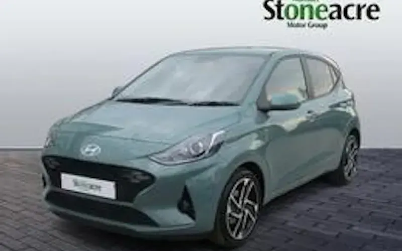 New Hyundai i10 Advanced 67 HP (49 kW) 2025 Green Hatchback