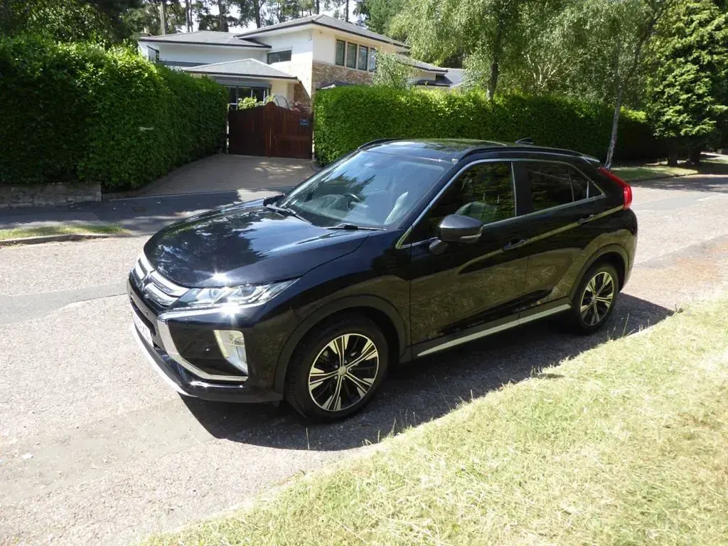 Used Mitsubishi Eclipse Cross 163 HP (119 kW) 2018 Black SUV