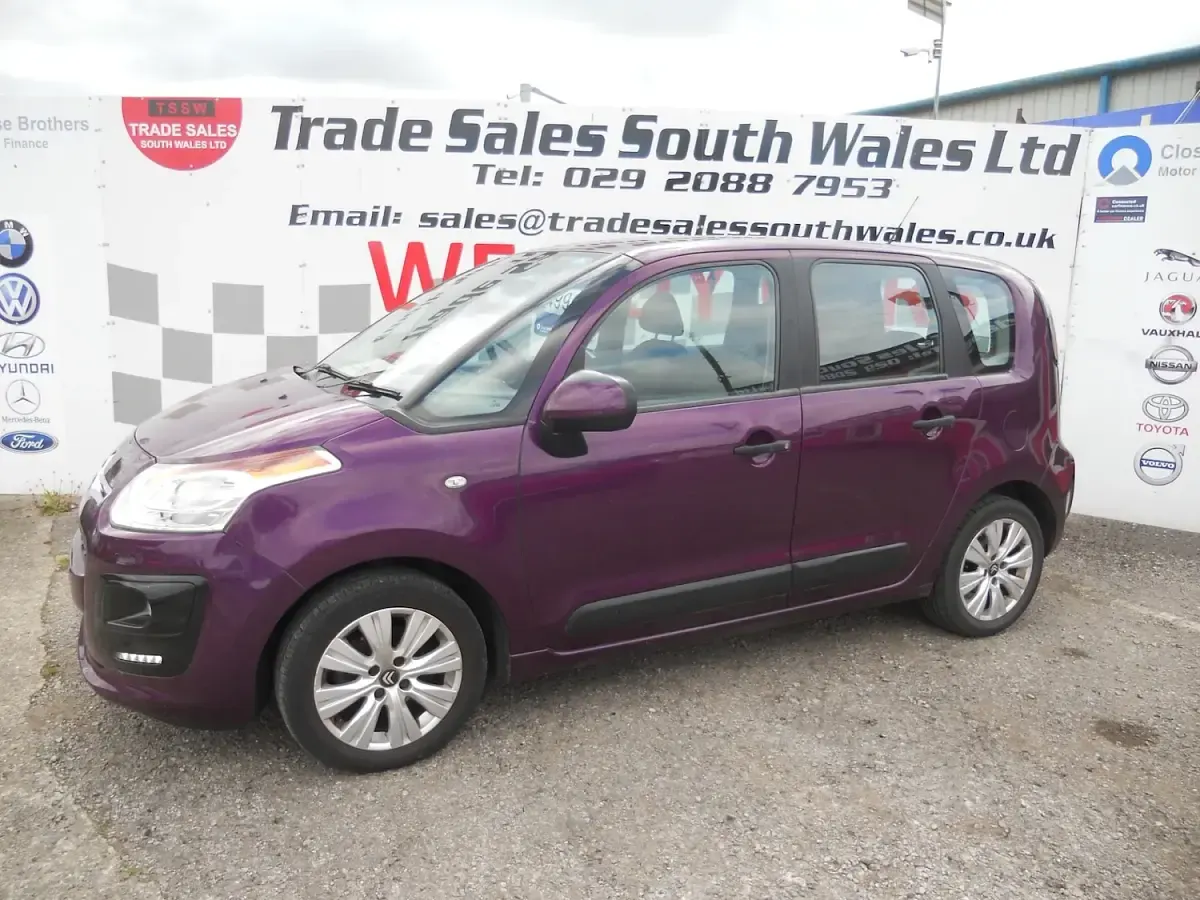 Used Citroën C3 Picasso VTR Sport 2015 Purple MPV