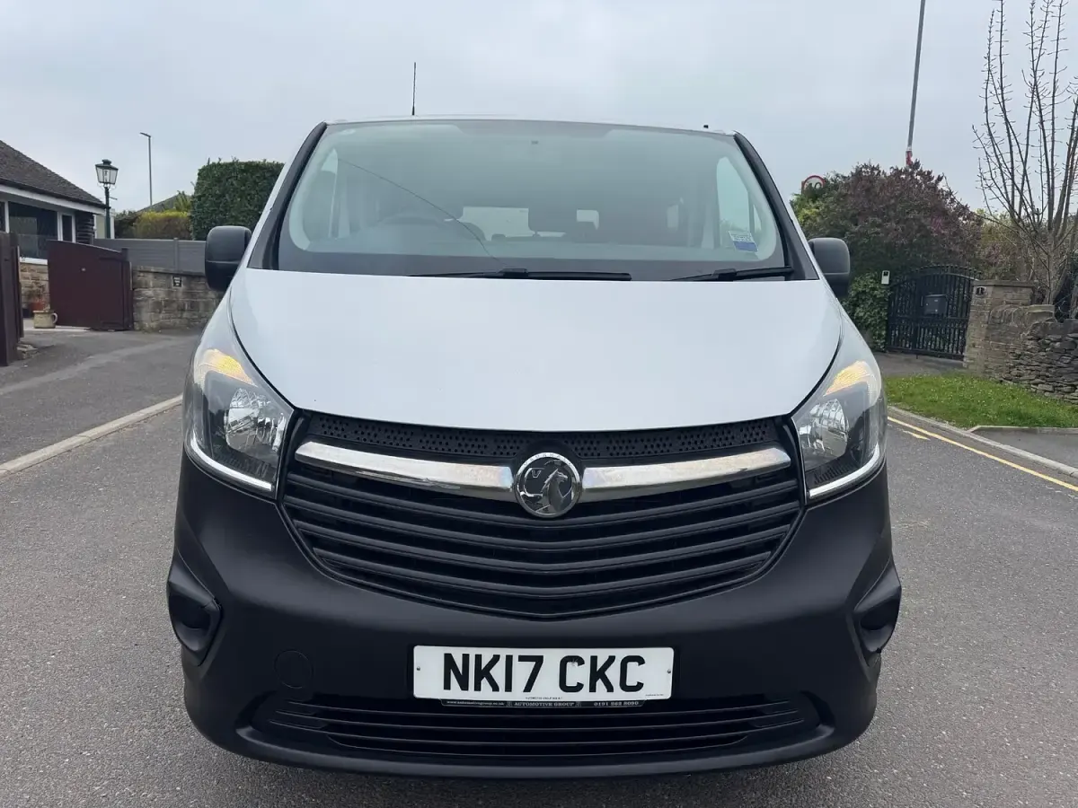 Used Vauxhall Vivaro 2017 Silver MPV