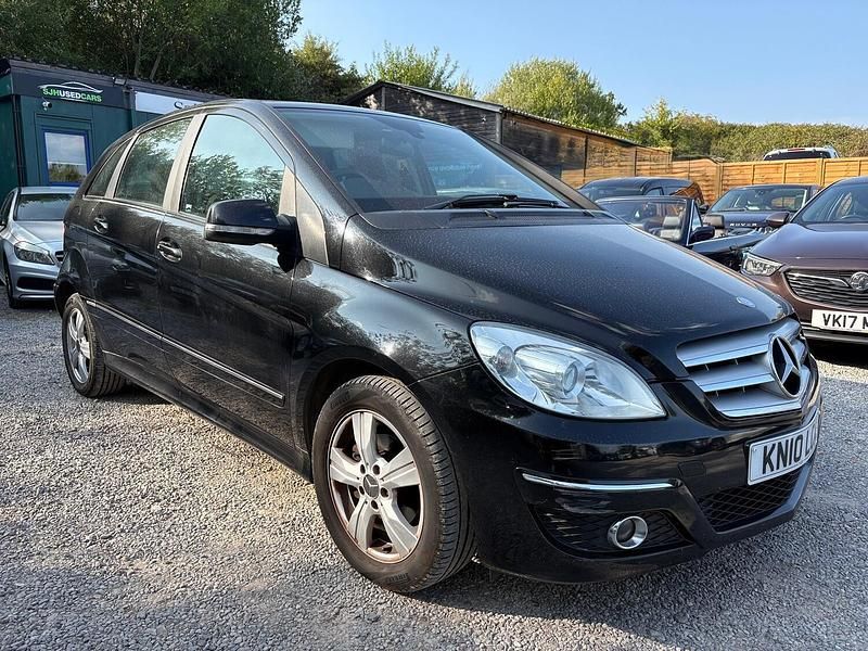 Black Used 2010 Mercedes B160 SE MPV | £3,495 (Fair price) - Image 1/4