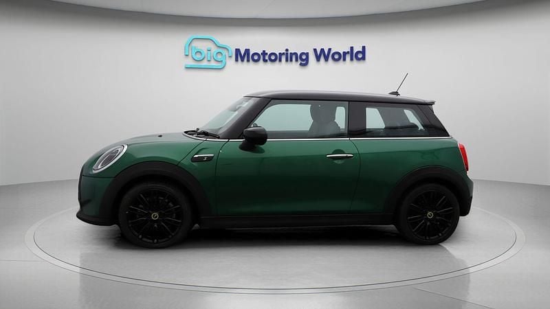 Used Mini Cooper SE Hatch 133 kW (181 HP) 2021 Hatchback