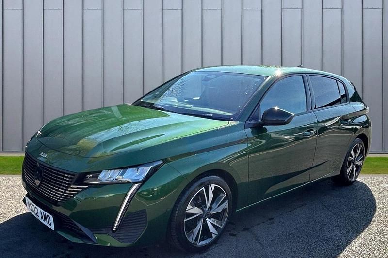 Used Peugeot 308 Allure 129 HP (94 kW) 2022 Green Hatchback