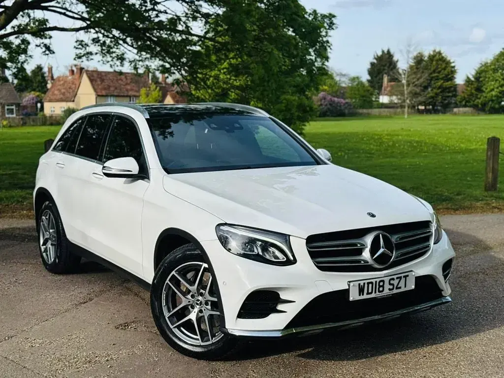 Used Mercedes GLC220 AMG Line Premium 170 HP (125 kW) 2018 White SUV