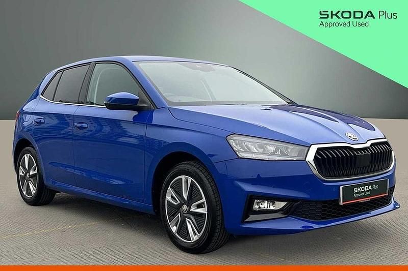 Used Skoda 110 R SE L 81 HP (59 kW) 2023 Energy blue Hatchback