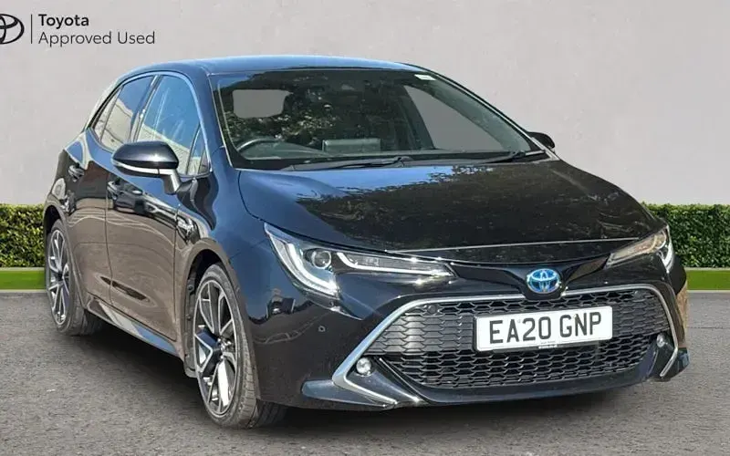 Used Toyota Corolla 122 HP (89 kW) 2020 Hatchback