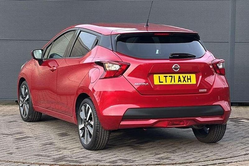 Used Nissan Micra Tekna 91 HP (66 kW) 2021 Red Hatchback