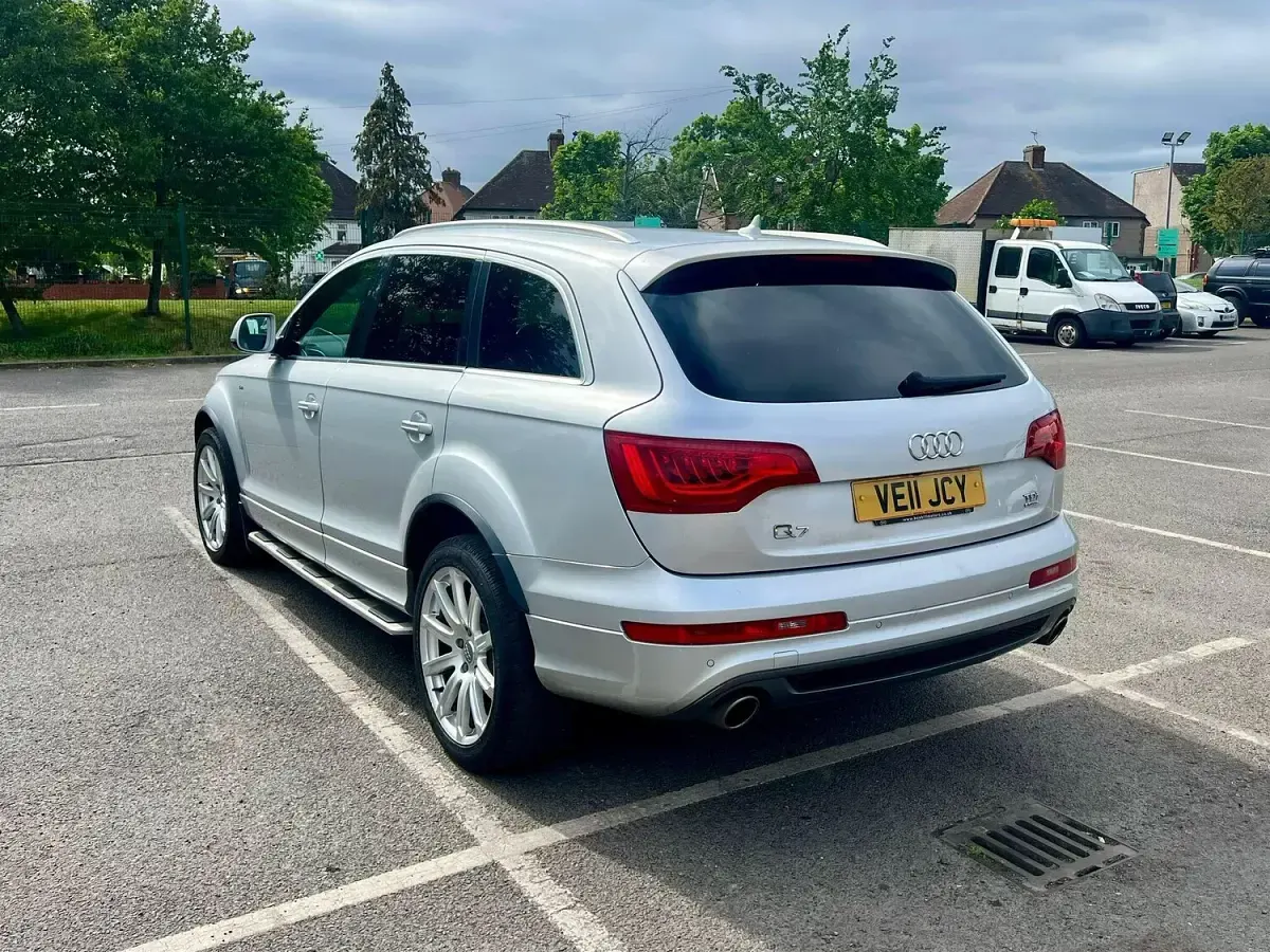 Used Audi Q7 S-Line 245 HP (180 kW) 2011 Silver SUV