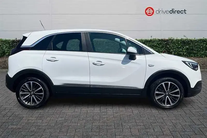 Used Vauxhall Crossland X Elite 130 HP (95 kW) 2019 White SUV