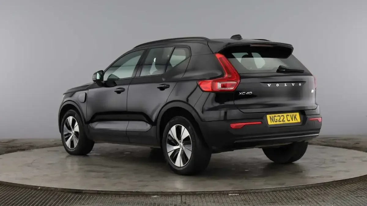 Used Volvo XC40 Plus 208 HP (152 kW) 2023 SUV