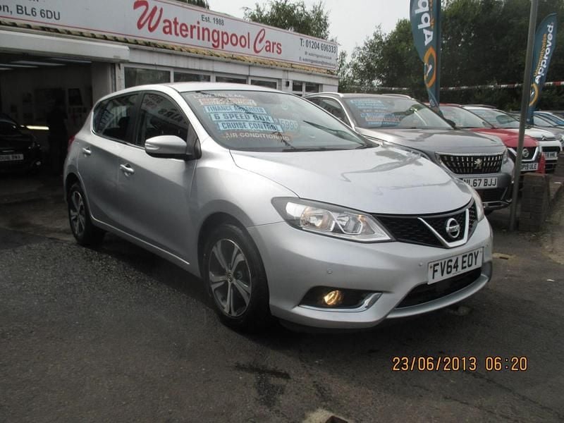 Silver Used 2015 Nissan Pulsar Acenta Hatchback | £5,995 (Fair price) - Image 1/4