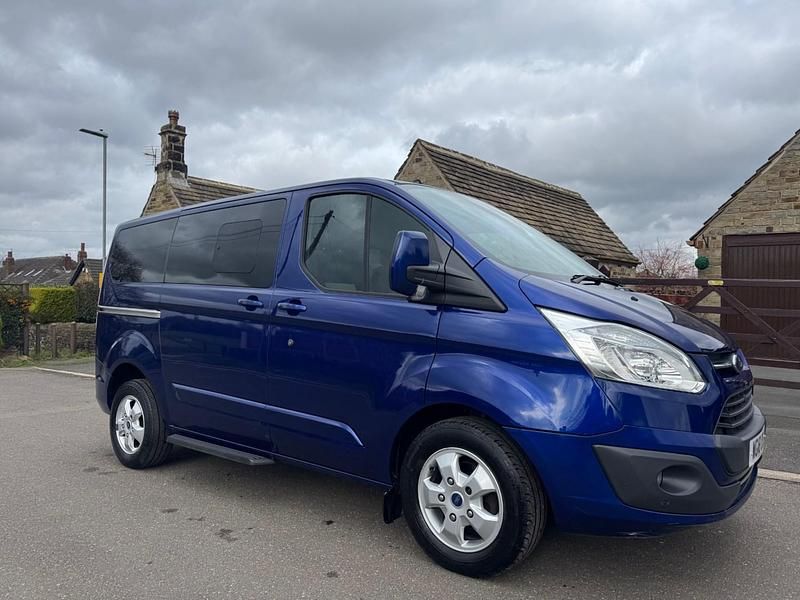 Used Ford Tourneo Titanium 2018 Blue MPV