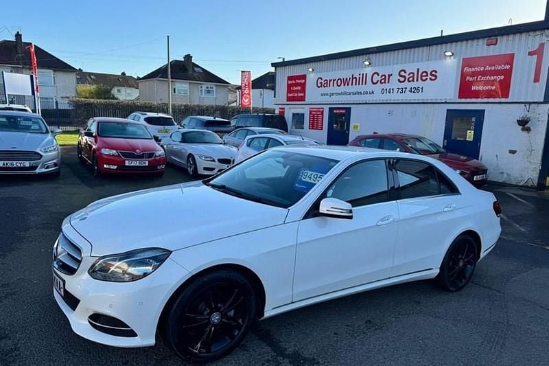 Used Mercedes E220 SE 2014 White Sedan