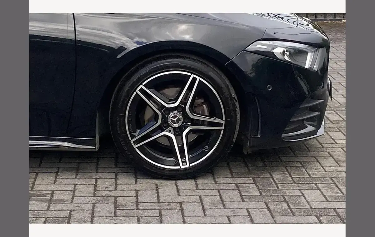 Used Mercedes A180 AMG Line Premium 136 HP (100 kW) 2023 Black Hatchback