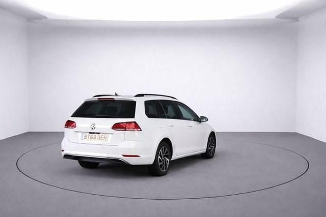 Used VW Golf VII Match 115 HP (84 kW) 2019 Estate