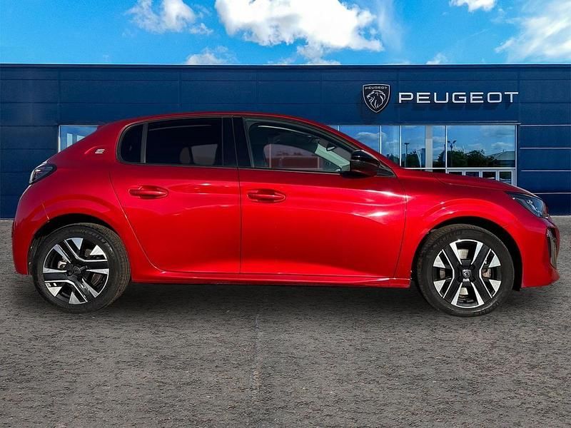Used Peugeot e-208 Allure 100 kW (136 HP) 2024 Red Hatchback