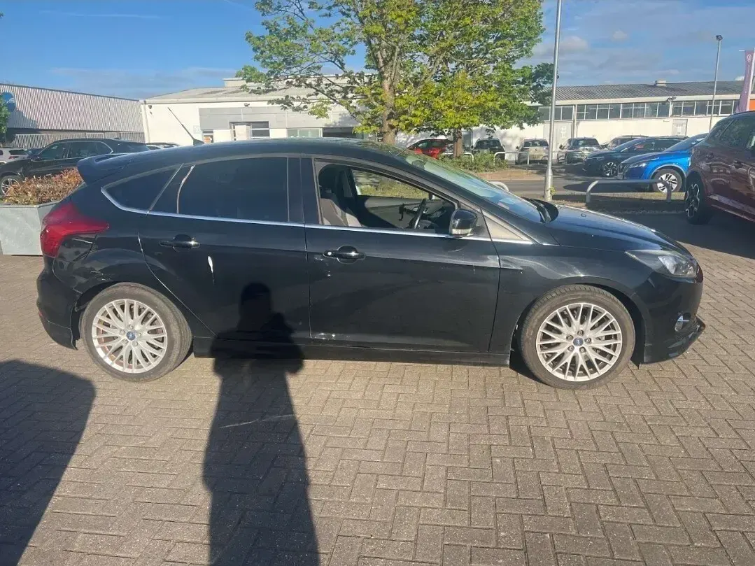 Used Ford Focus Zetec 2012 Black Hatchback