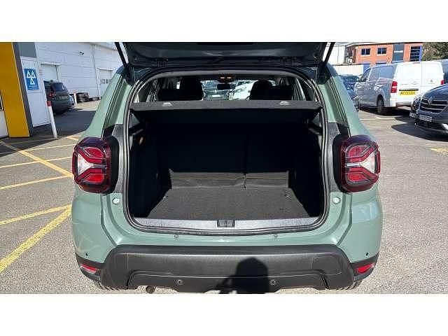 Used Dacia Duster Expression 90 HP (66 kW) 2023 Green SUV