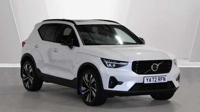 Used 2023 Volvo XC40 Ultimate SUV | £30,650 (Fair price) - Image 1/3
